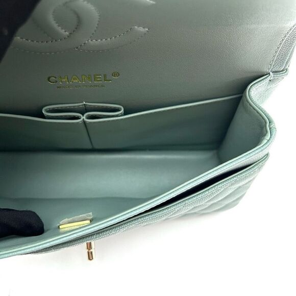 Chanel Women Pre-Loved Bag Very Good Condition - Picture 6 of 6